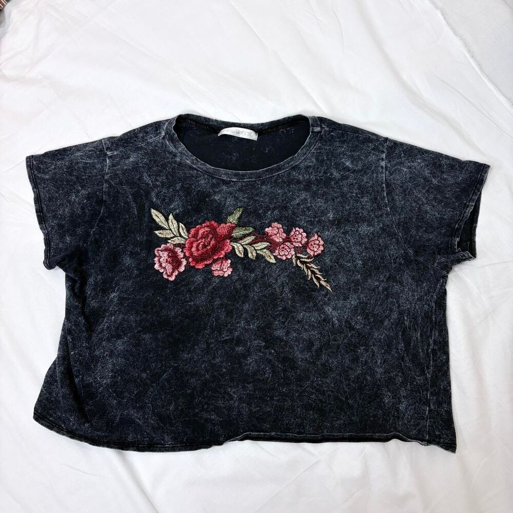 Amante Women's Black and Grey Crop Top with Rose Applique